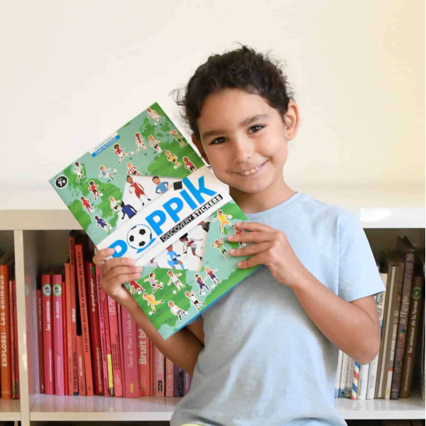 Poppik Μεγάλο Πόστερ με 60 Αυτοκόλλητα – Ποδόσφαιρο