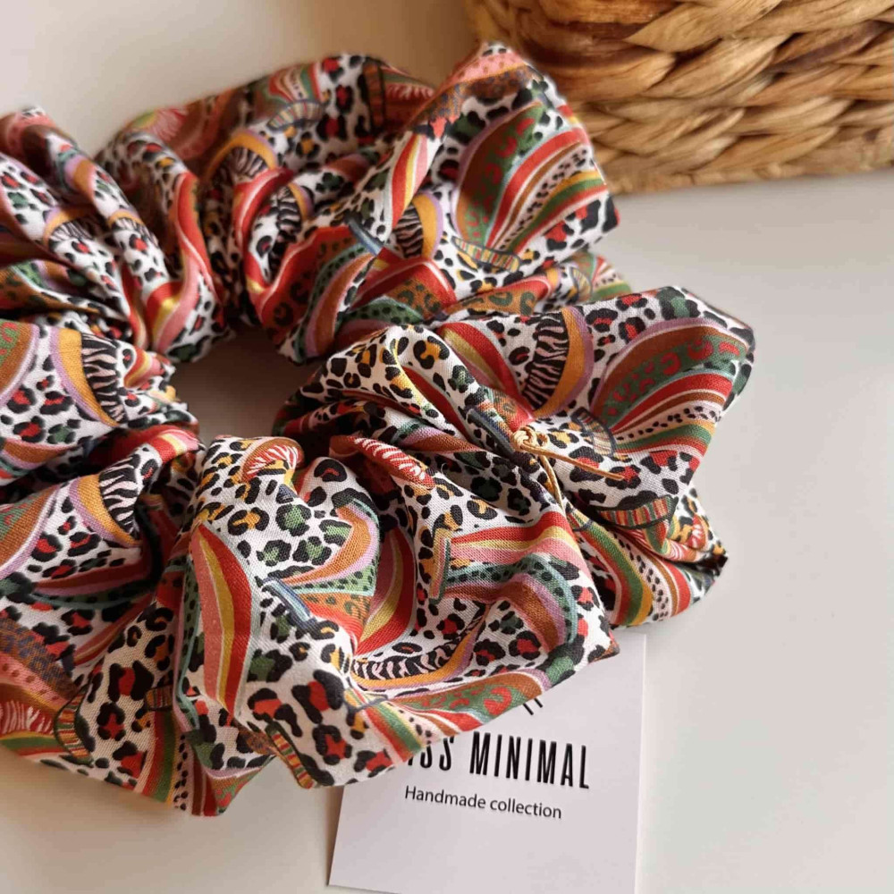 Miss Minimal Schrunchie Leopard Bananas