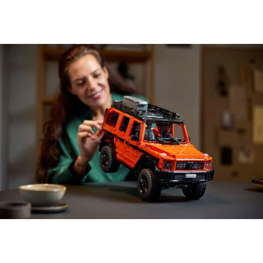 LEGO Technic Mercedes-Benz G500 Professional Line (42177)
