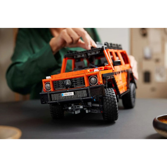 LEGO Technic Mercedes-Benz G500 Professional Line (42177)