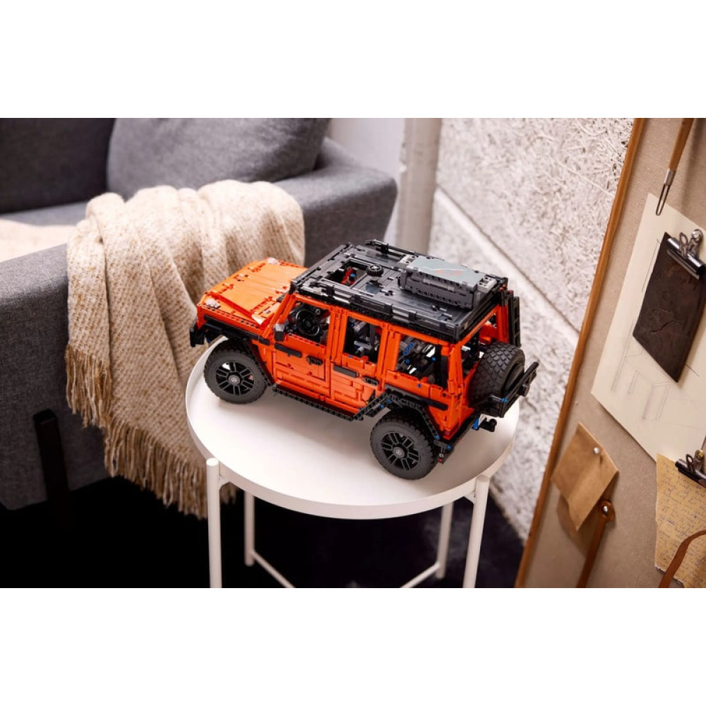 LEGO Technic Mercedes-Benz G500 Professional Line (42177)