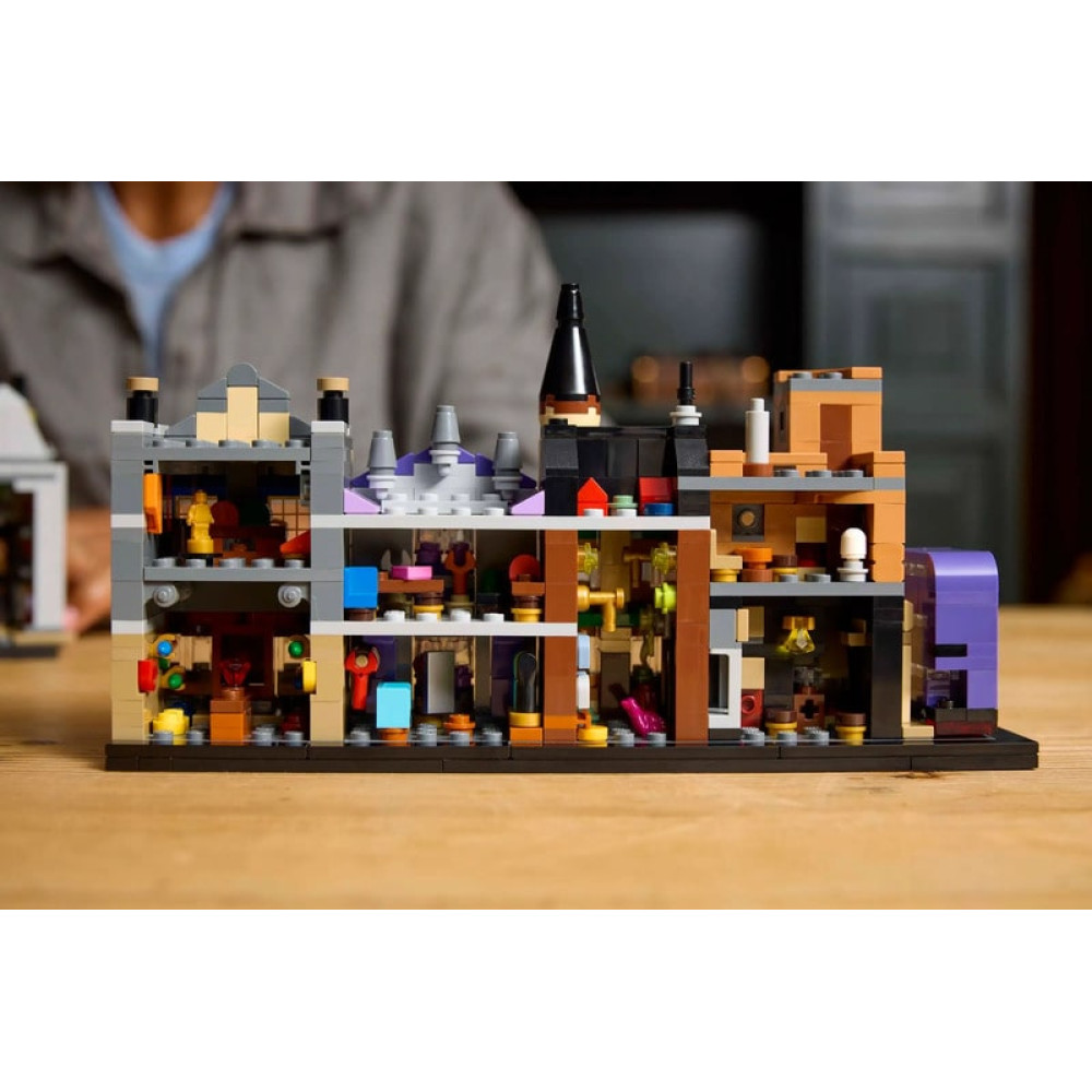 LEGO Harry Potter Diagon Alley Wizarding Shops (76444)