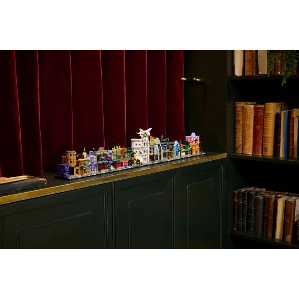 LEGO Harry Potter Diagon Alley Wizarding Shops (76444)