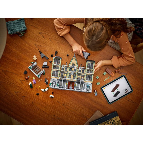 LEGO Harry Potter Malfoy Manor (76453)