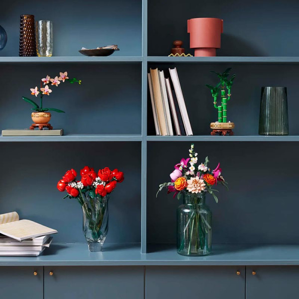 LEGO Botanical Pretty Pink Flower Bouquet (10342)