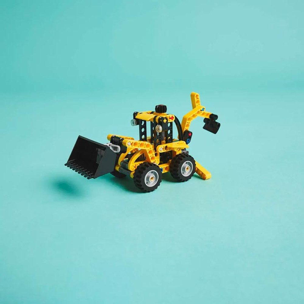 LEGO Technic Backhoe Loader (42197)