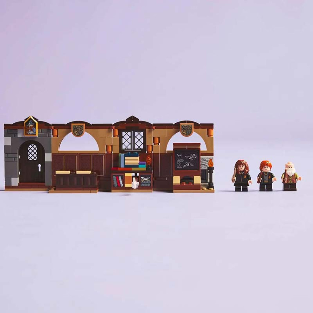 LEGO Harry Potter Hogwarts Castle: Charms Class (76442)
