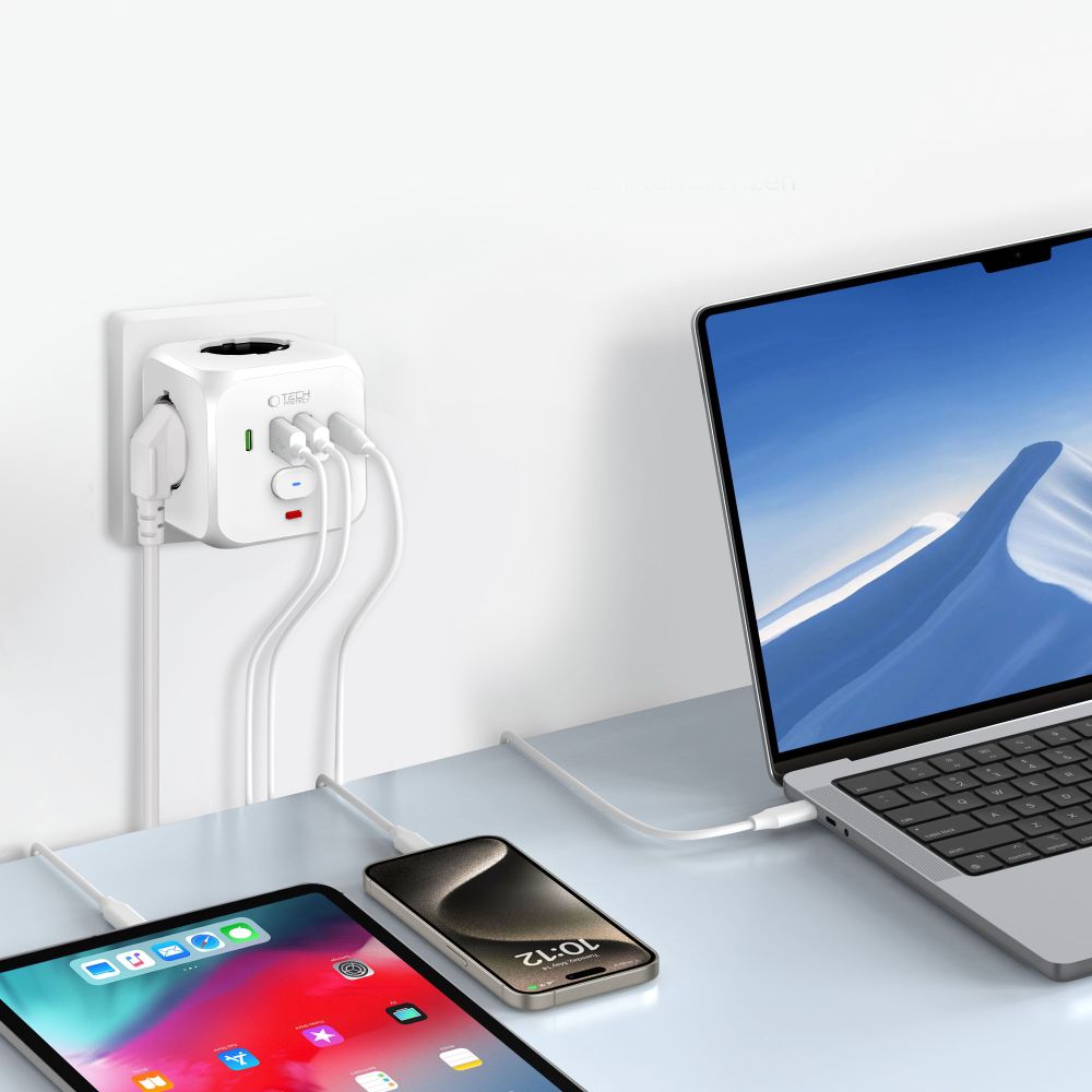 Tech-Protect PCL3X4 Πολύπριζο 3 Θέσεων με 2 x USB-A και 2 x USB-C 2 (Λευκό)