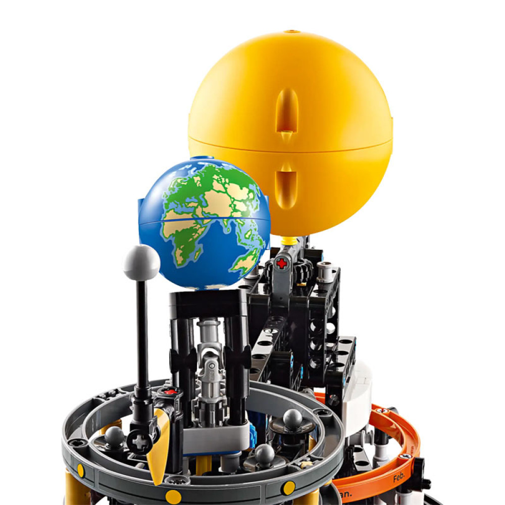 LEGO Technic Planet Earth And Moon In Orbit (42179)