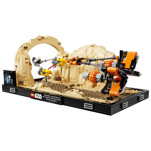 LEGO Star Wars Mos Espa Podrace Diorama (75380)