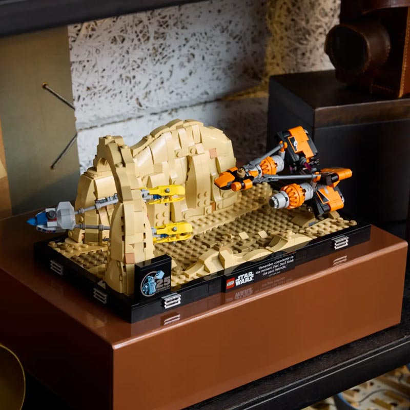 LEGO Star Wars Mos Espa Podrace Diorama (75380)