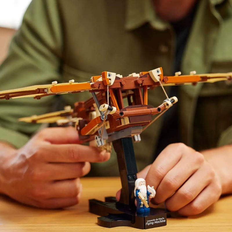 LEGO Icons Leonardo Da Vinci's Flying Machine (10363)