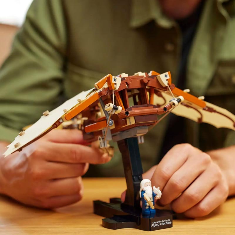 LEGO Icons Leonardo Da Vinci's Flying Machine (10363)
