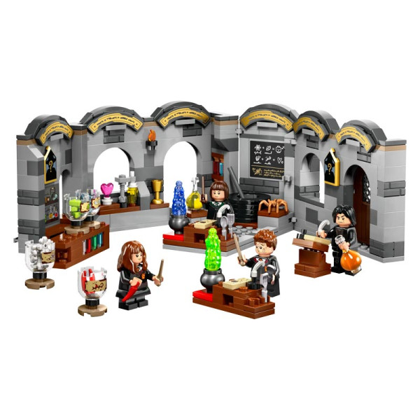 LEGO Harry Potter Hogwarts Castle: Potions Class (76431)