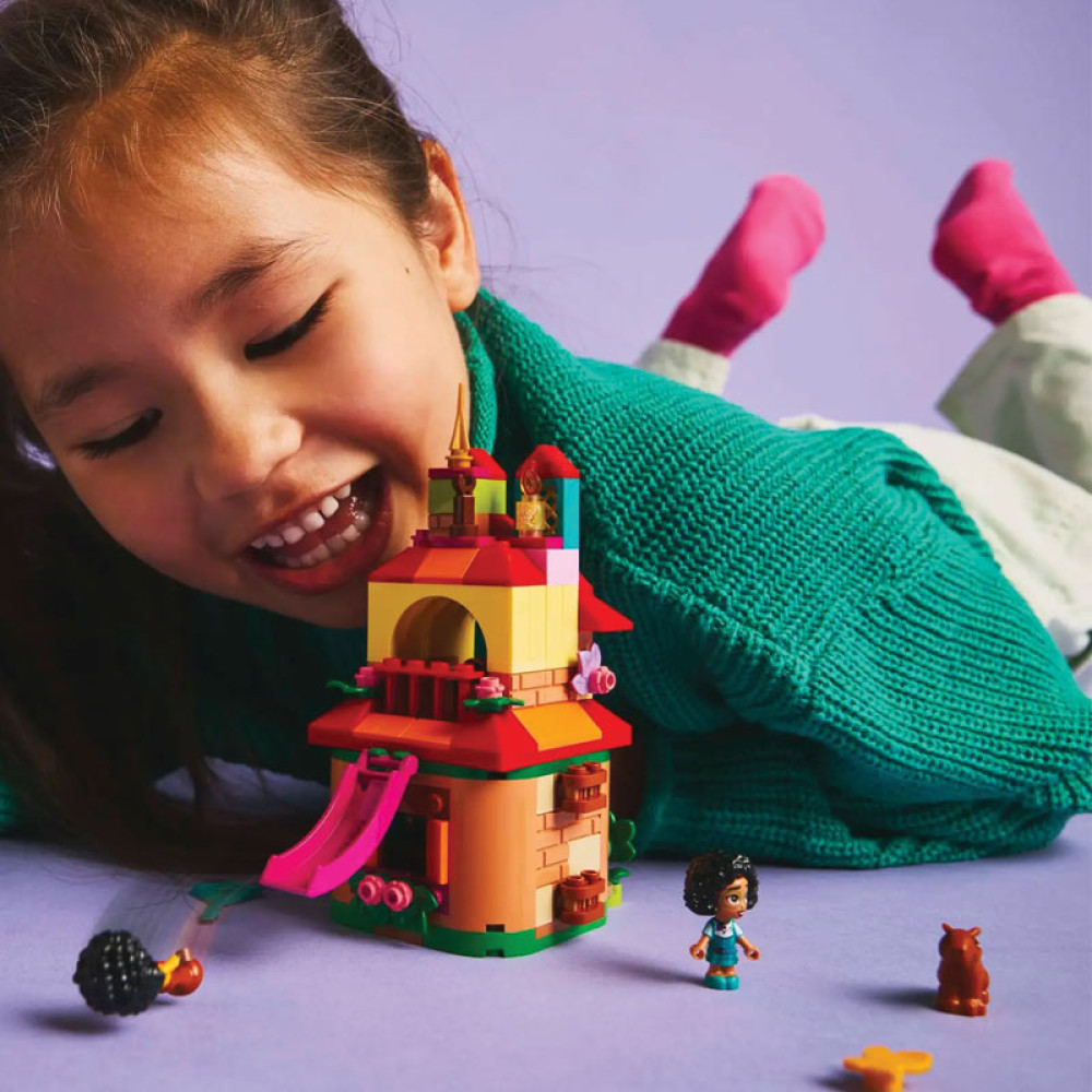 LEGO Disney Encanto Mini House (43261)