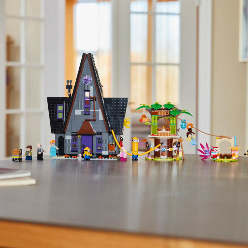 LEGO Minions Gru's Family Mansion (75583)
