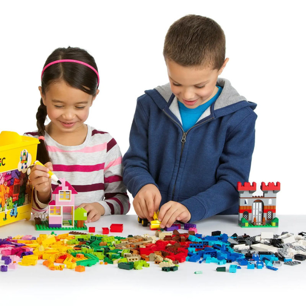 LEGO Classic Large Creative Brick Box (10698)