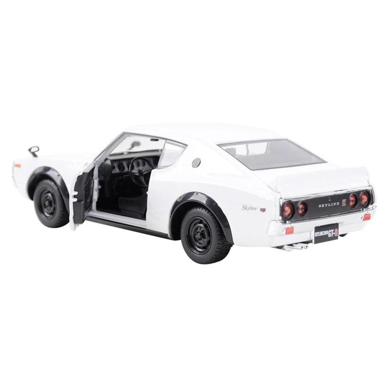 Maisto Nissan Skyline 2000 GT-R (KPGC110) 1973 1/24