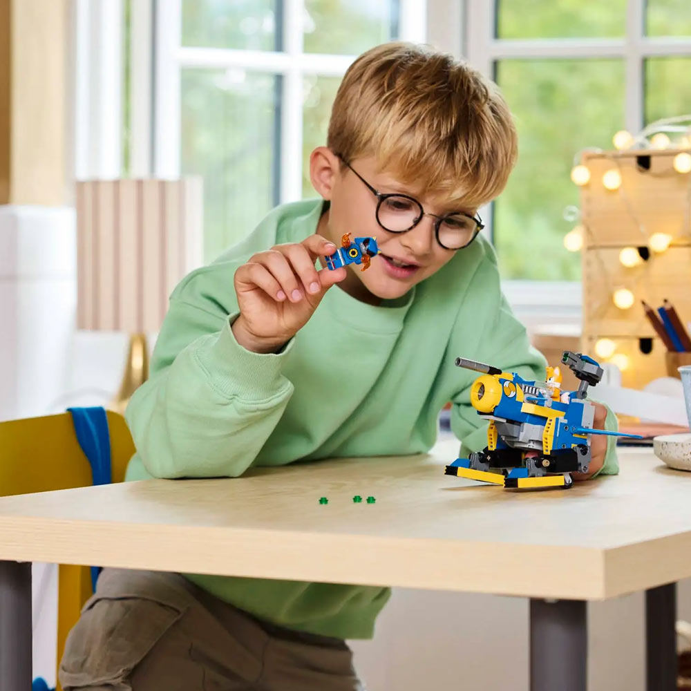 LEGO Sonic The Hedgehog Cyclone vs. Metal Sonic (77002)