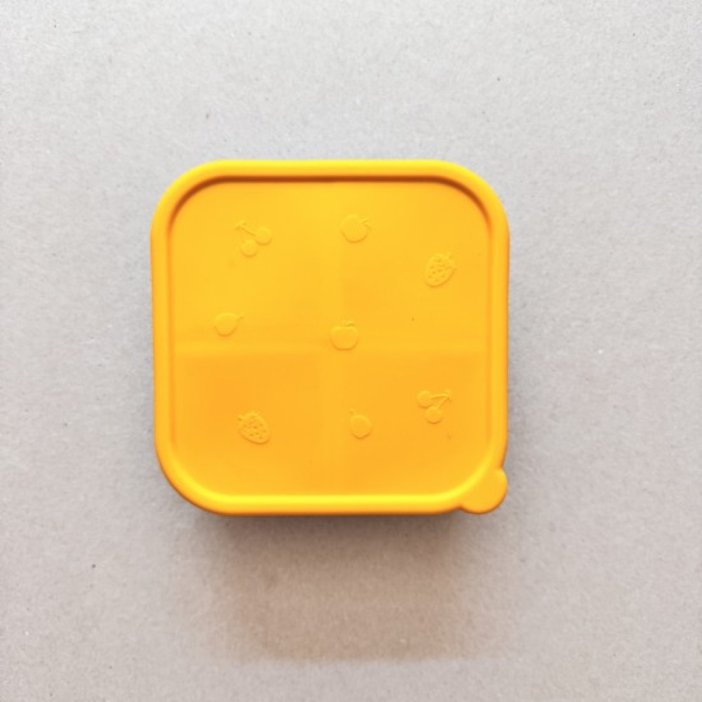 Nok Nok Snackbox Φαγητοδοχείο Σιλικόνης με 4 χωρίσματα 800ml (Milk with Curry)