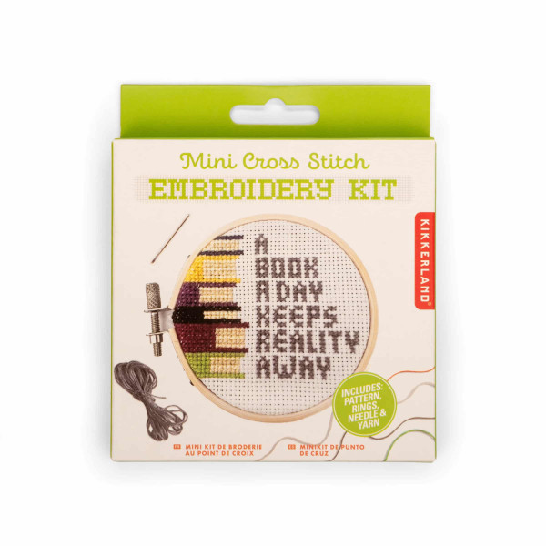 Kikkerland μίνι Κιτ Κεντήματος Cross Stitch "A Book a Day"