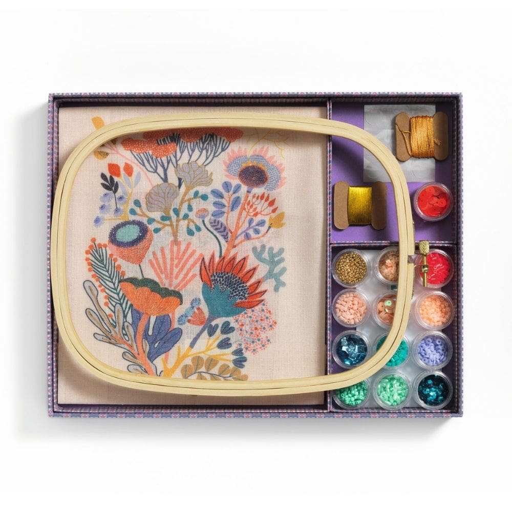 Djeco Atelier 59 - Kέντημα Λουλούδια