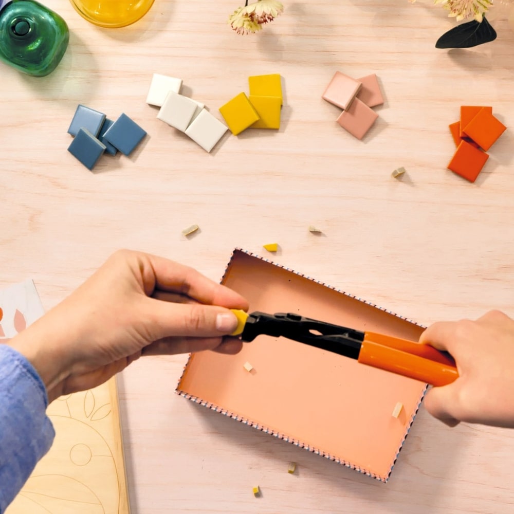 Djeco Atelier 72 - Ψηφιδωτό σε Ξύλινη Βάση "Πεταλούδα"