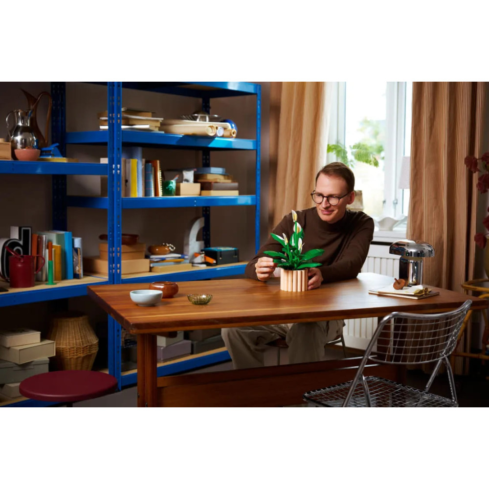 LEGO Botanical Peace Lily (11504)