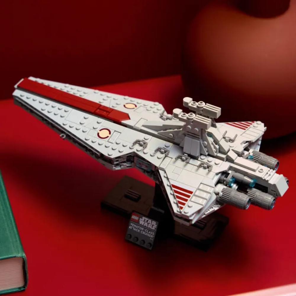 LEGO Star Wars Venator-Class Attack Cruiser (75441)