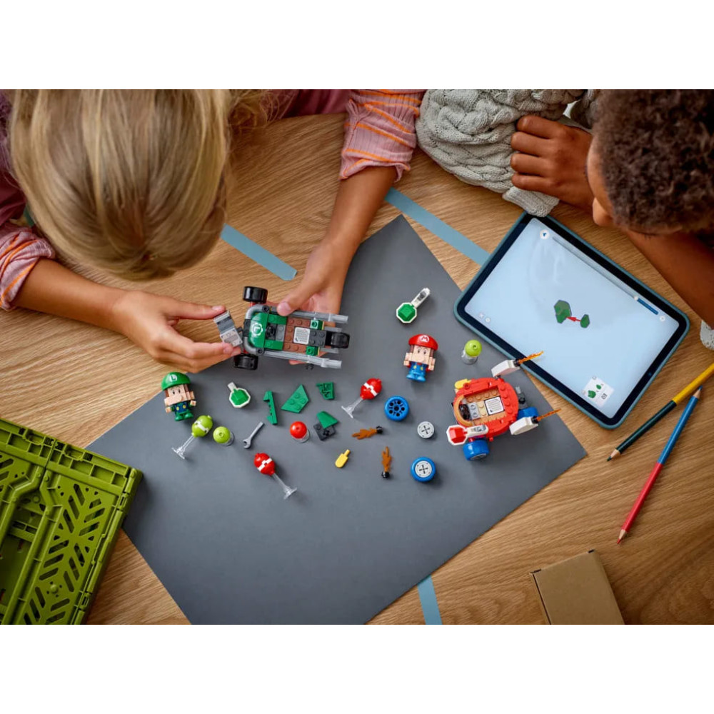 LEGO Super Mario Kart-Baby Mario vs. Baby Luigi (72034)