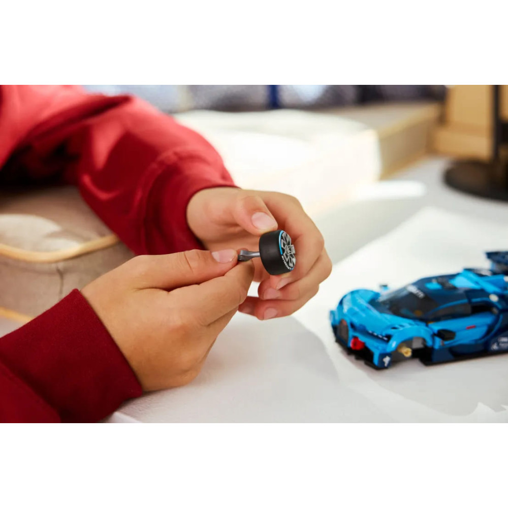 LEGO Speed Champions Bugatti Vision GT Hyper Sports Car (77253)