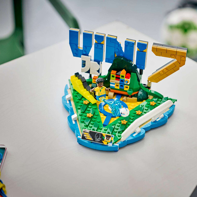 LEGO® Editions Vini Jr. - Soccer Highlights (43027)