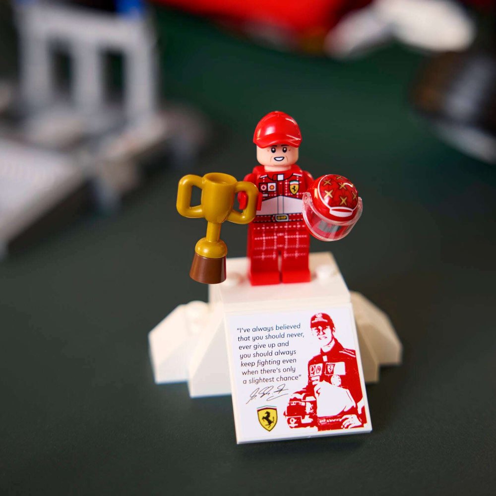 LEGO® Icons Ferrari F2004 & Michael Schumacher (11375)