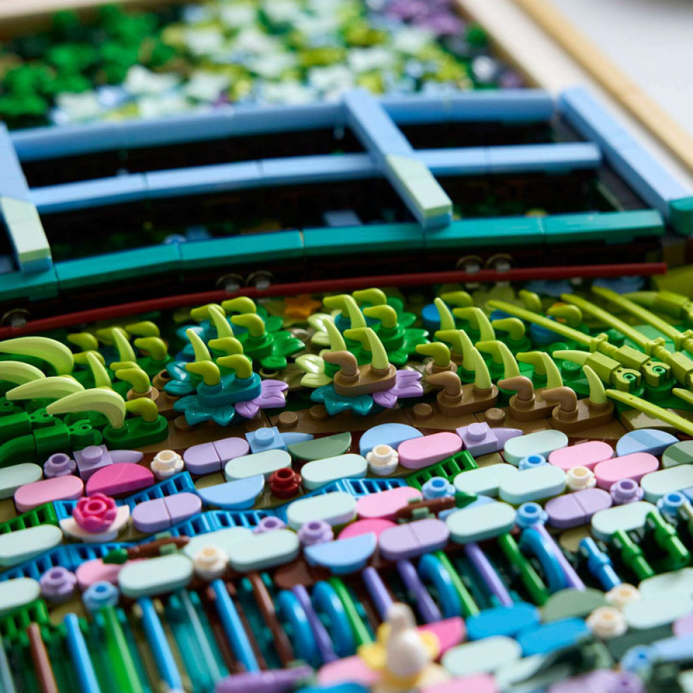 LEGO® Art Claude Monet-Bridge Over A Pond Of Water Lilies (31220)