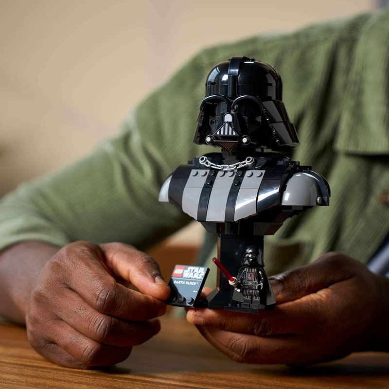 LEGO® Star Wars Darth Vader Bust (75439)