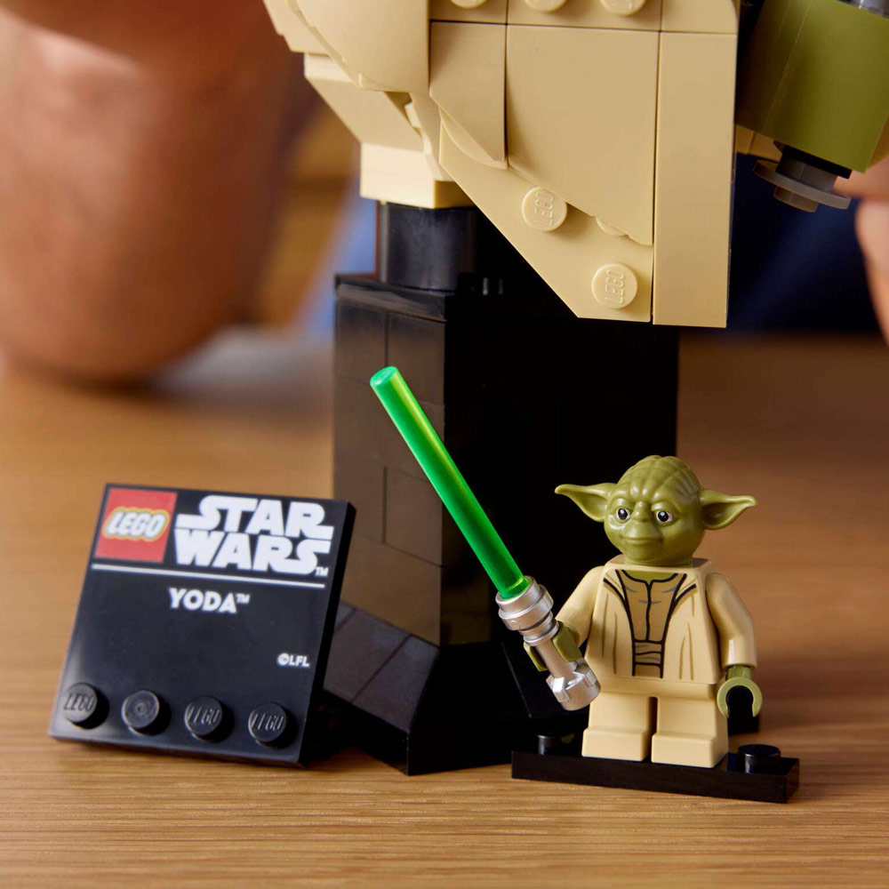 LEGO® Star Wars Yoda Bust (75438)