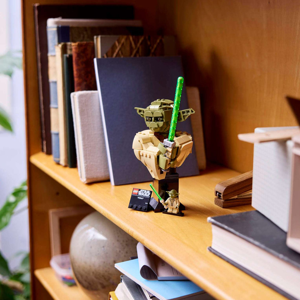 LEGO® Star Wars Yoda Bust (75438)