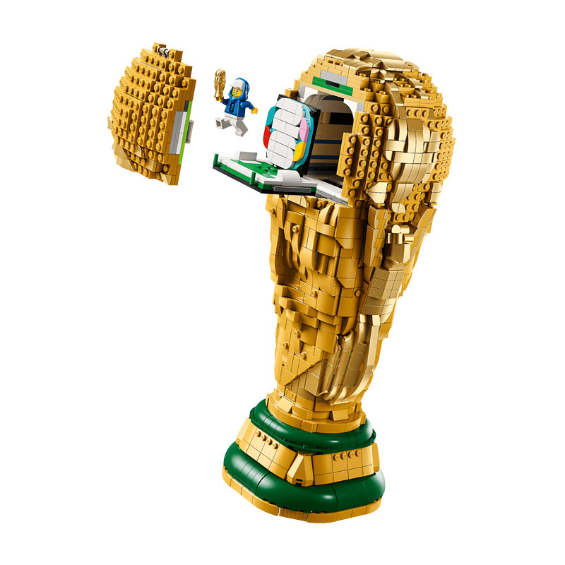 LEGO® Editions Sets FIFA World Cup Official Trophy (43020)