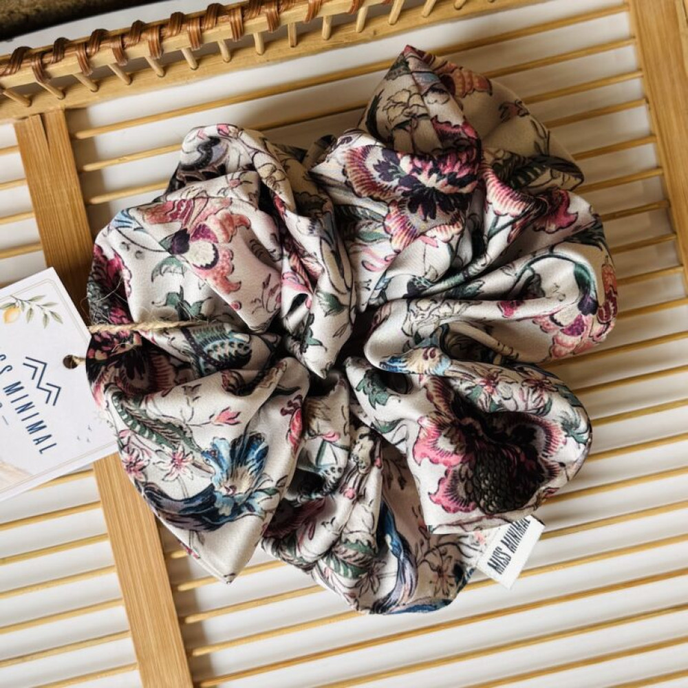Miss Minimal Scrunchie Bohemian Satin