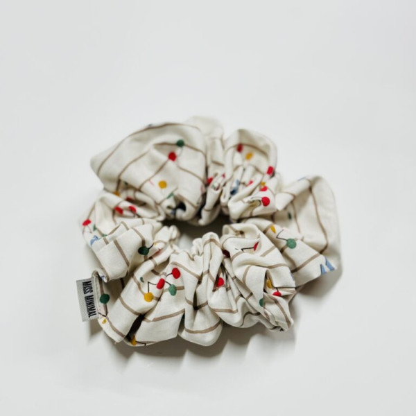 Miss Minimal Scrunchie Clementina