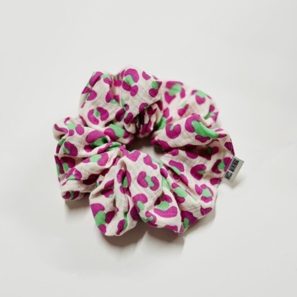 Miss Minimal Scrunchie Adelina White