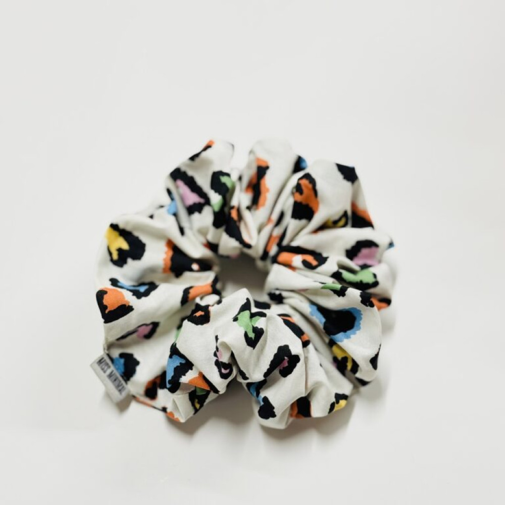Miss Minimal Scrunchie Joseph
